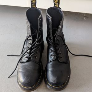 Doc Martens Boots Women's 7